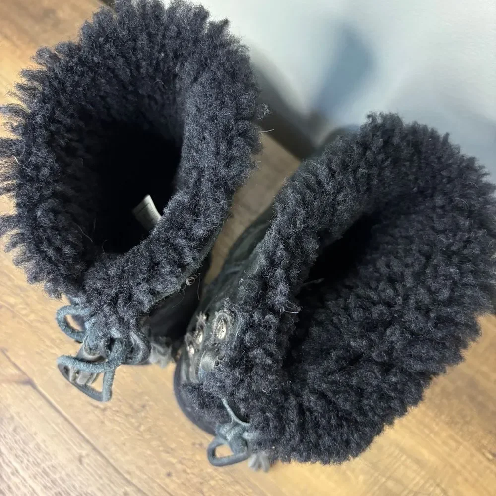 UGG Black Ankle Boots Girls sz 1 preworn